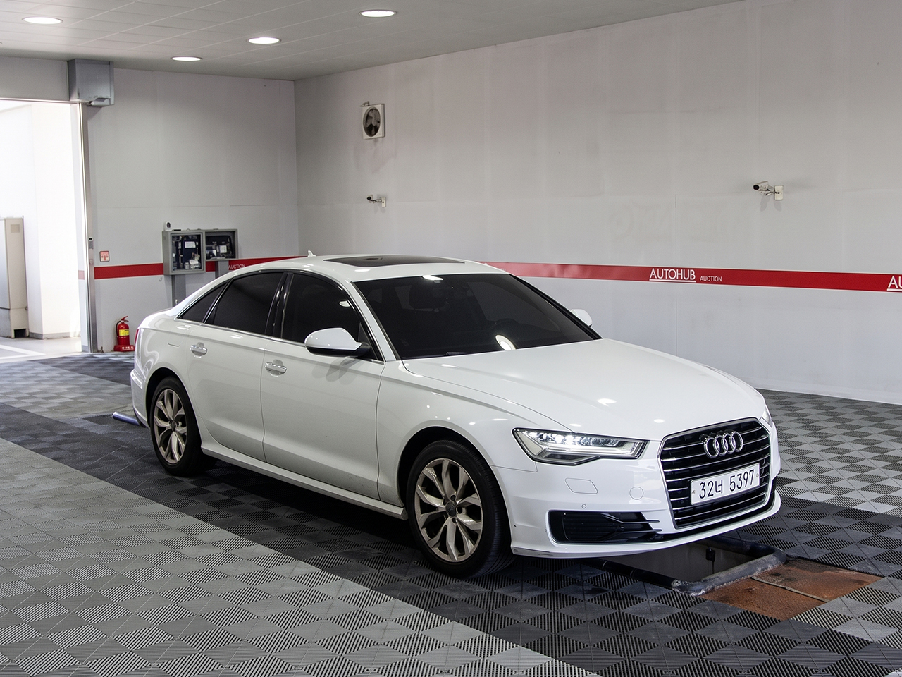 Audi A6-gal_1