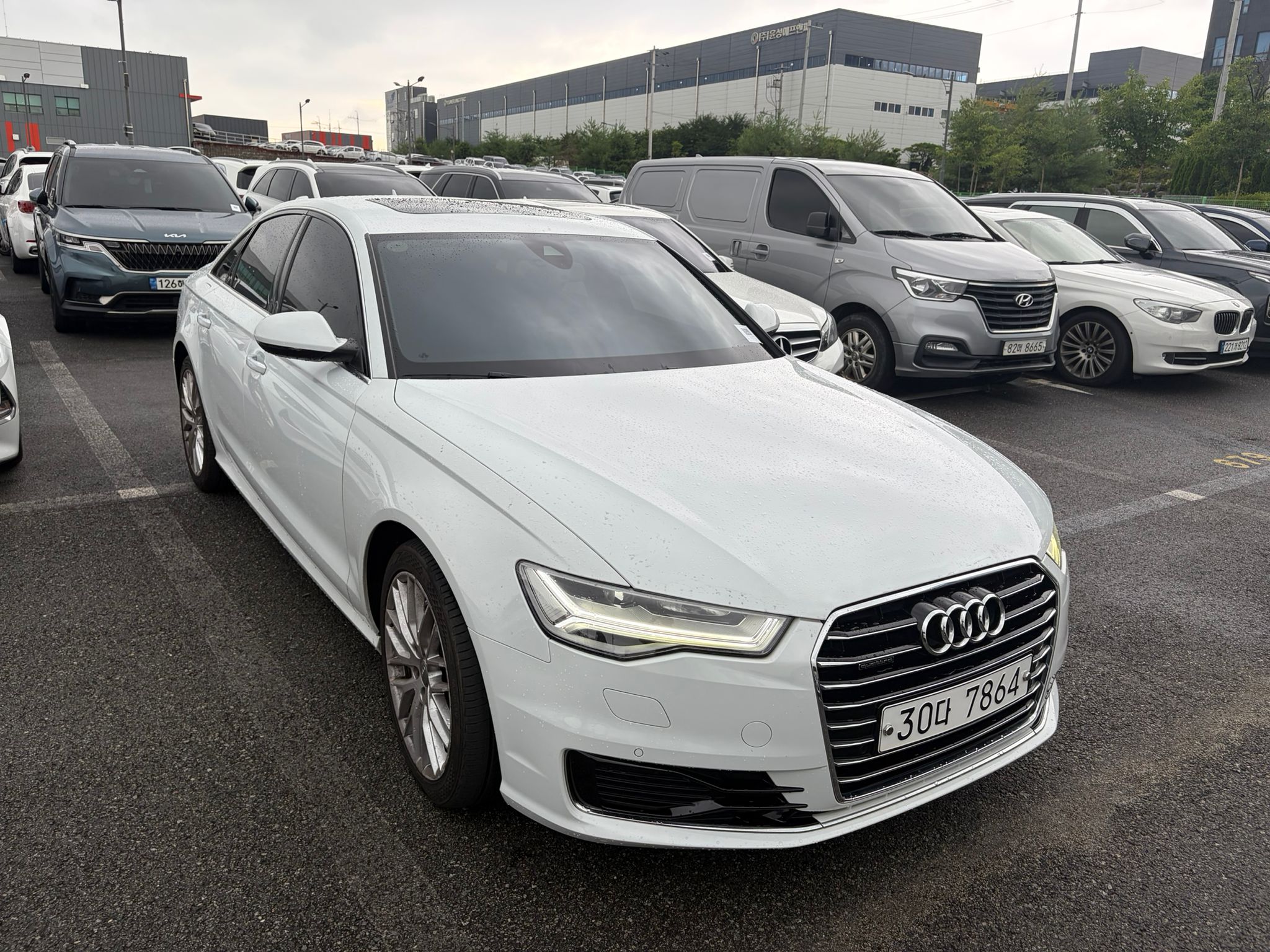Audi A6-gal_1