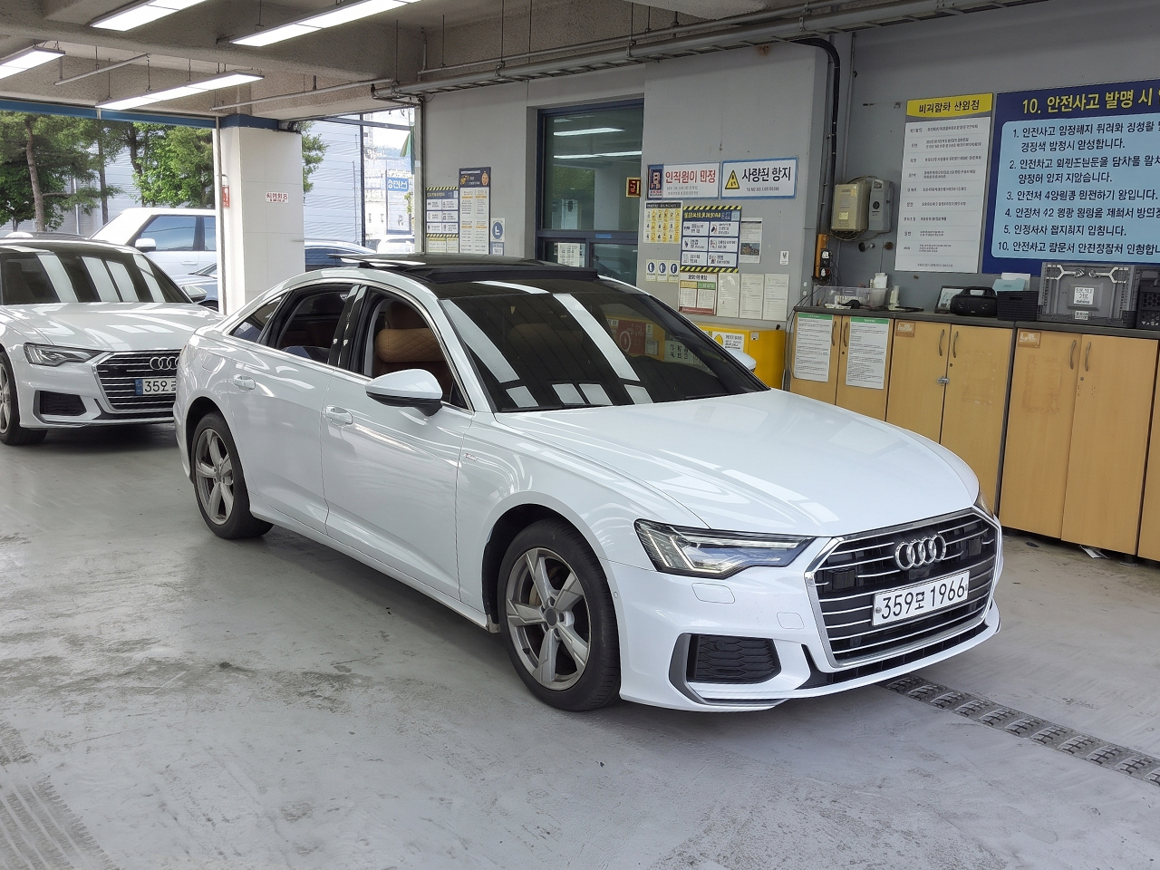 Audi A6-gal_1