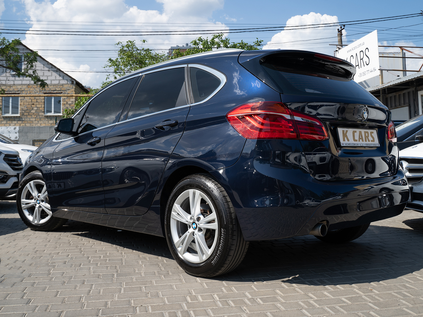 BMW 2-gal_2