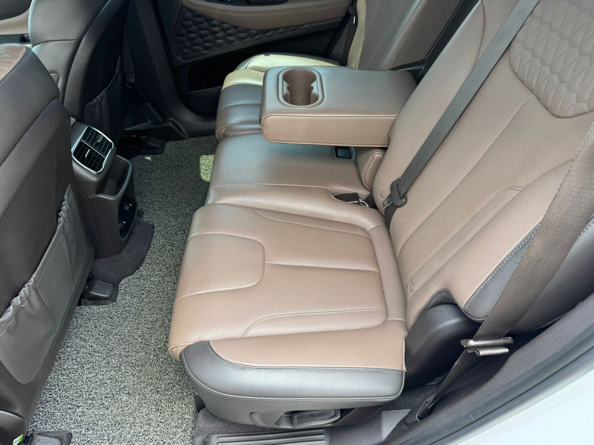 Hyundai Santa Fe-gal_8