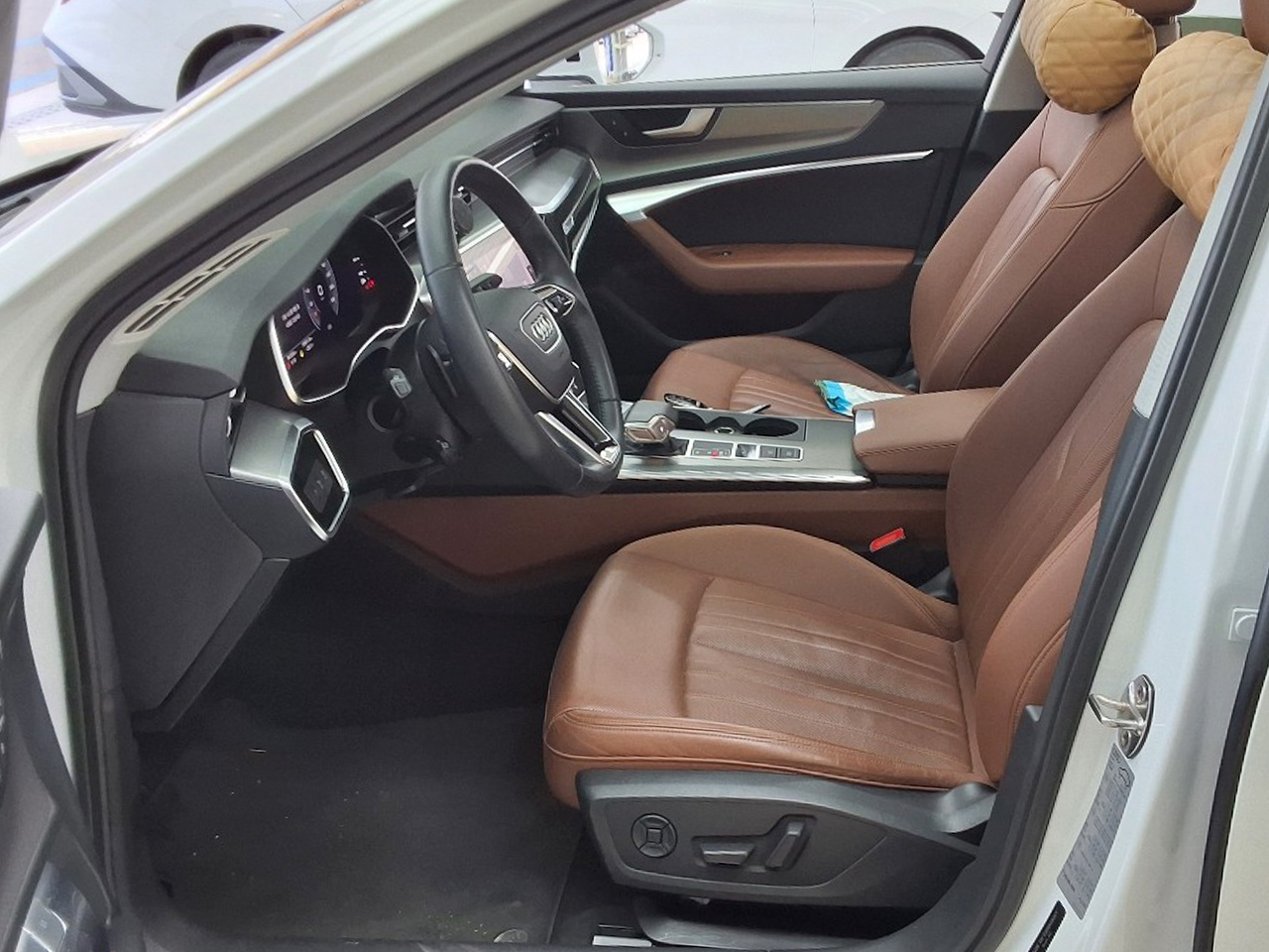 Audi A6-gal_10