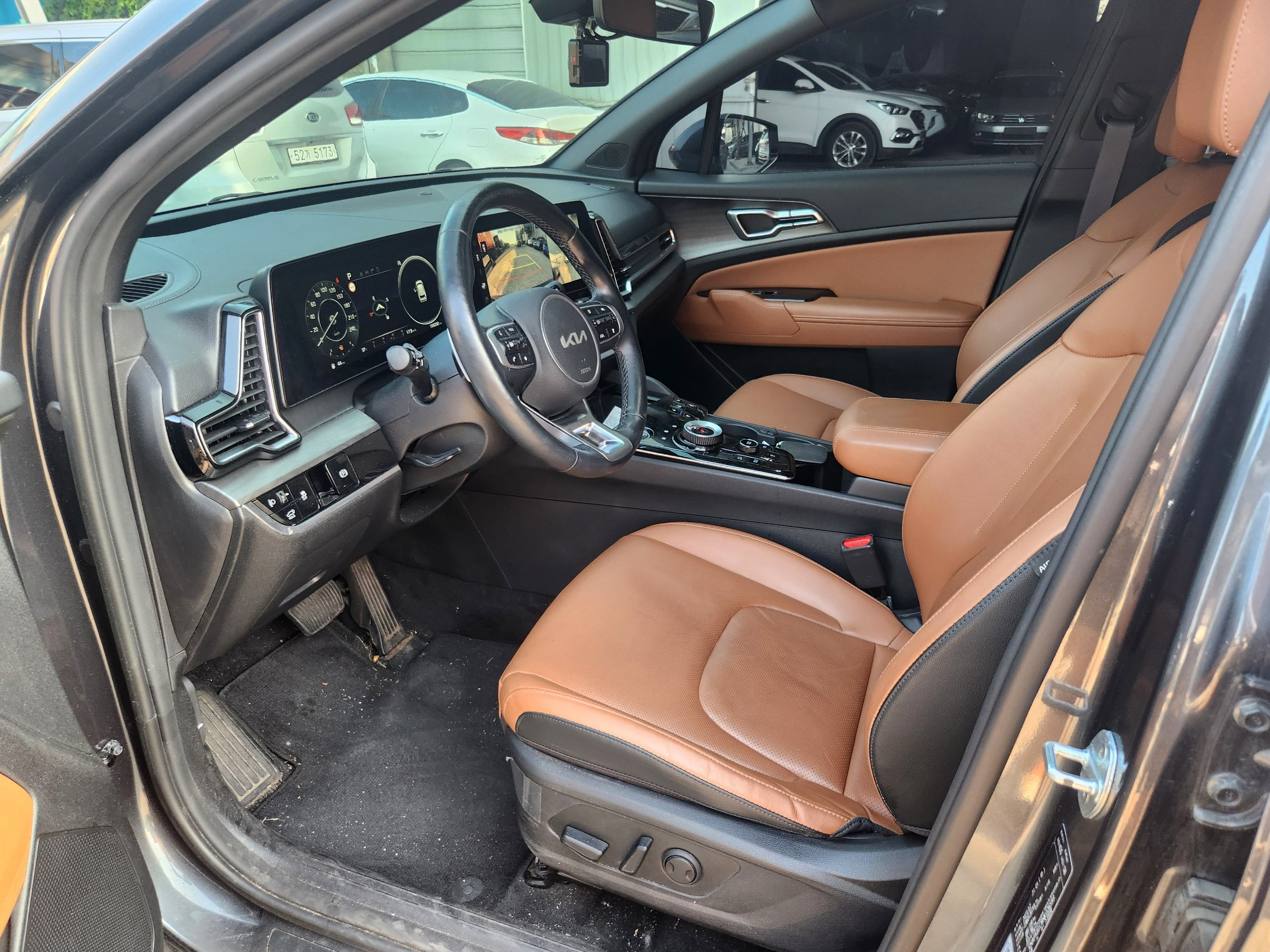 Kia Sportage-gal_10