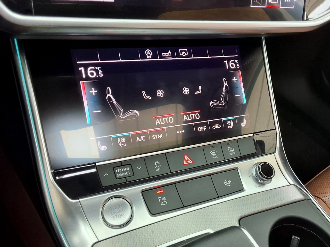Audi A6-gal_14