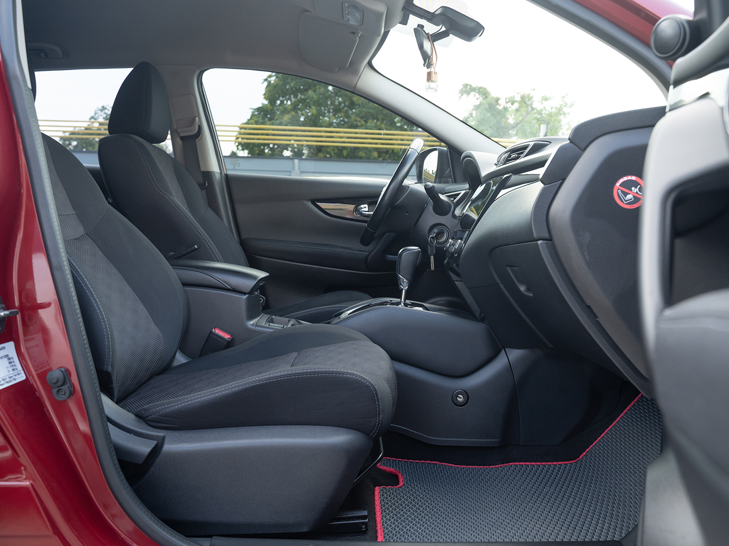 Nissan Qashqai-gal_17