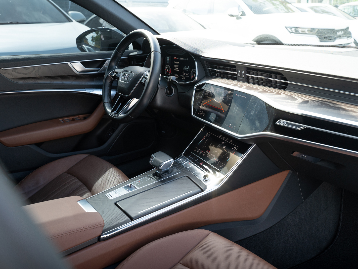 Audi A6-gal_17