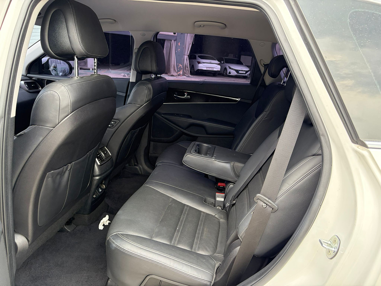Kia Sorento-gal_12