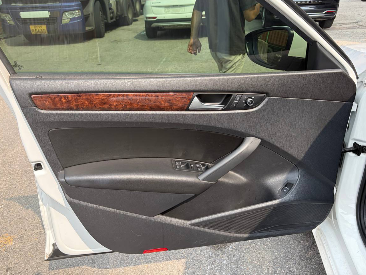 Volkswagen Passat-gal_11