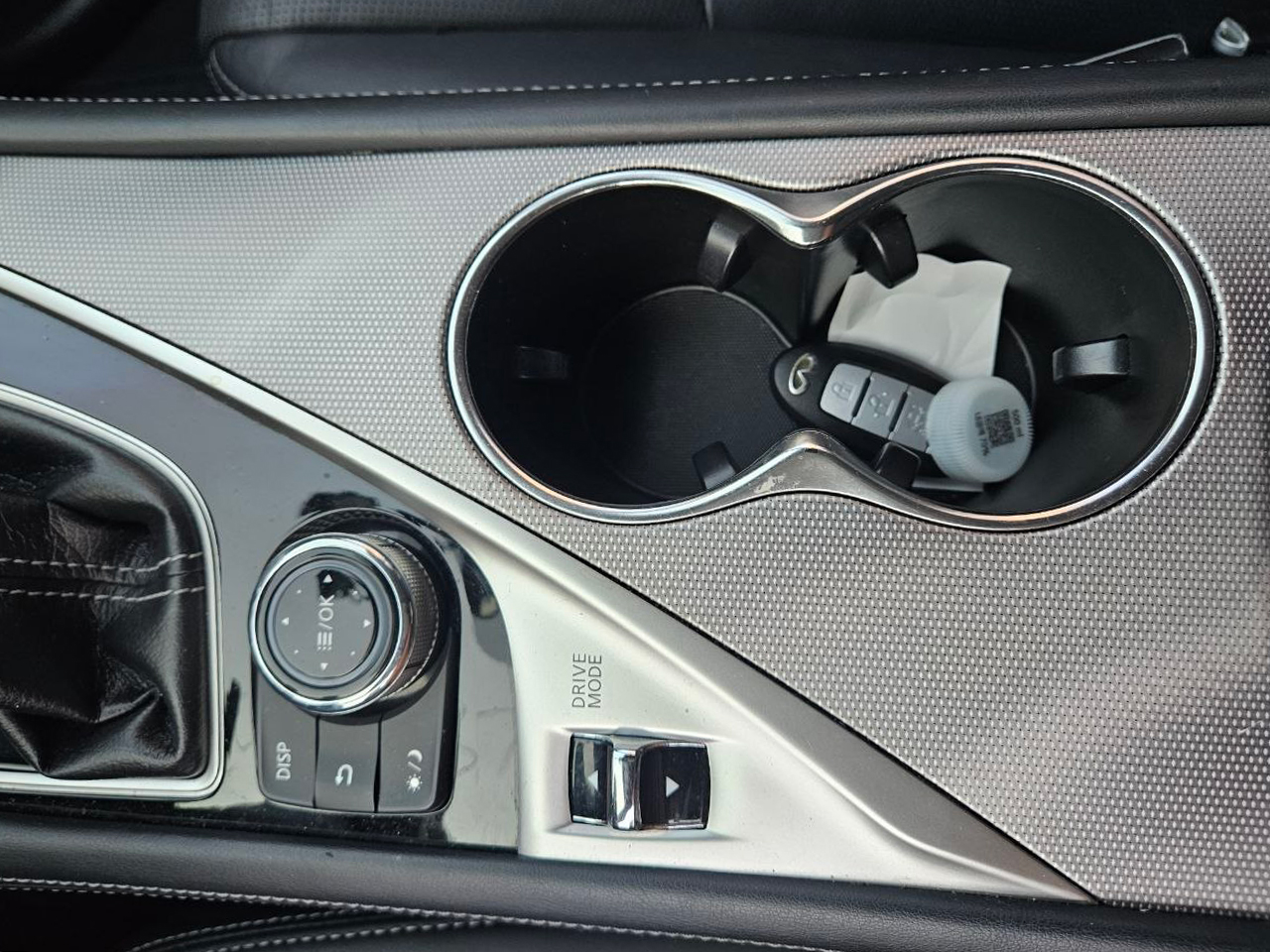 Infiniti Q50-gal_12