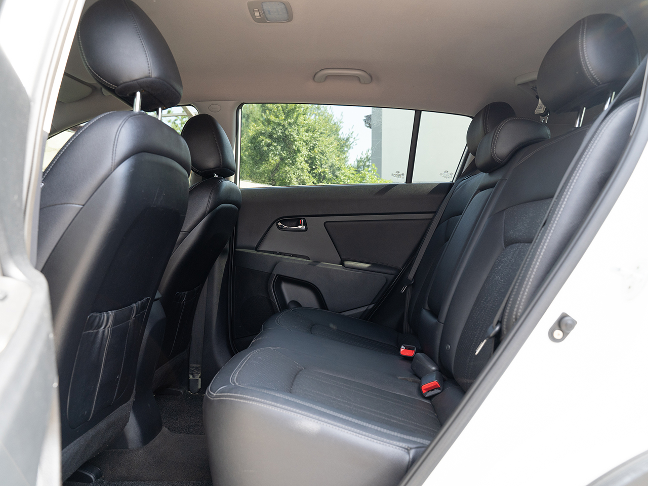 Kia Sportage-gal_18