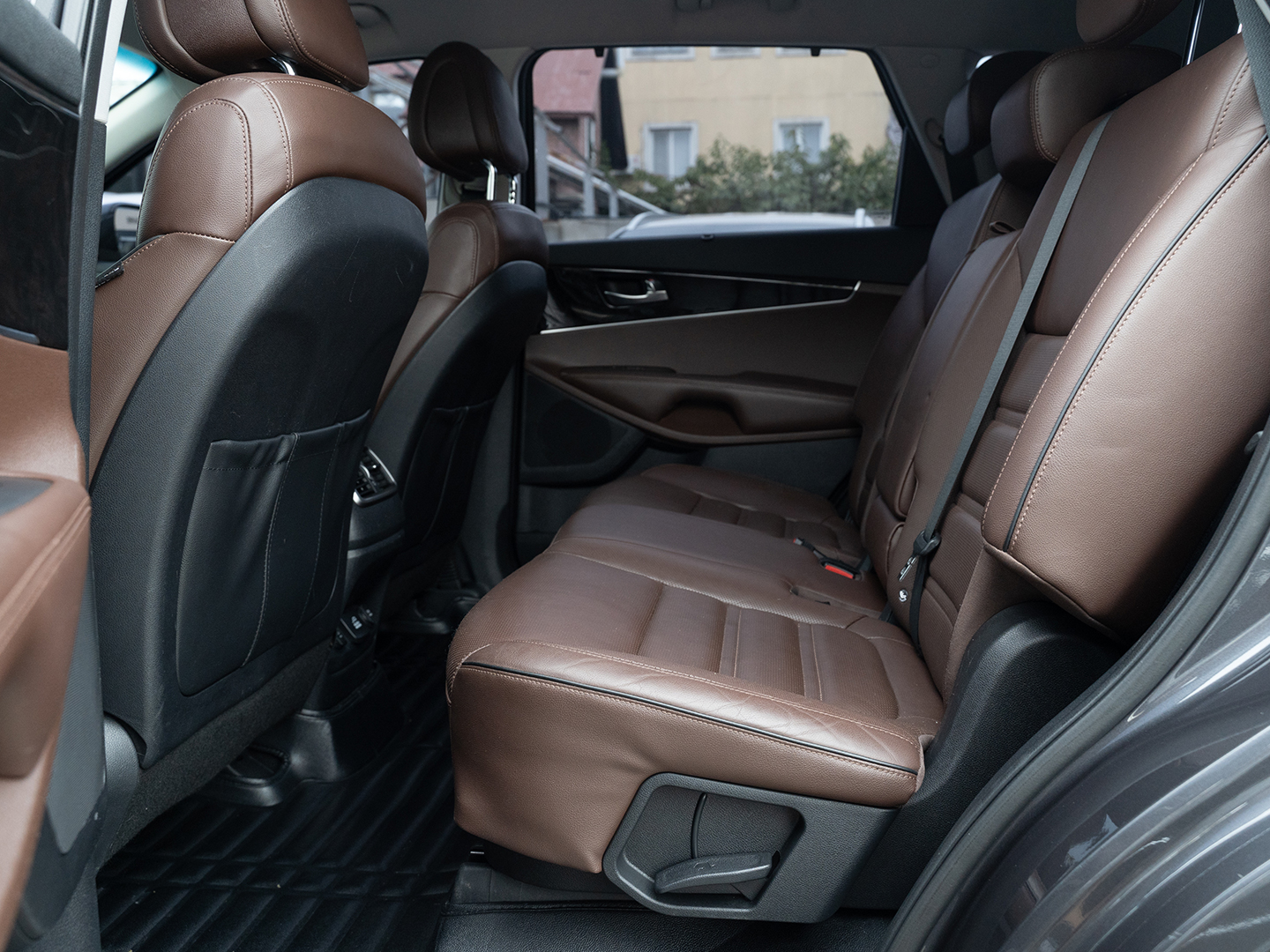 Kia Sorento-gal_17