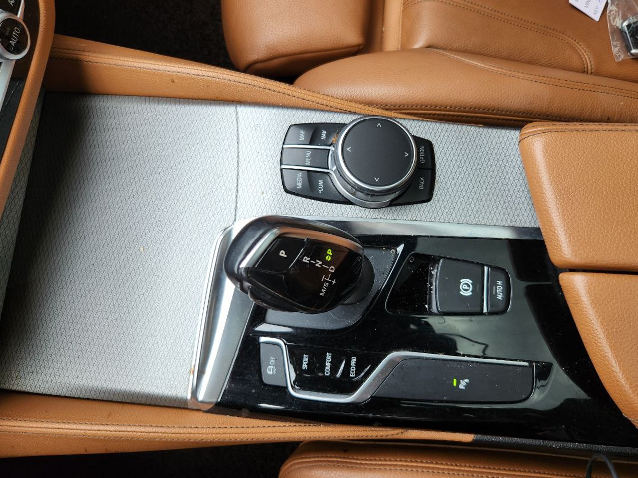 BMW 520d-gal_13
