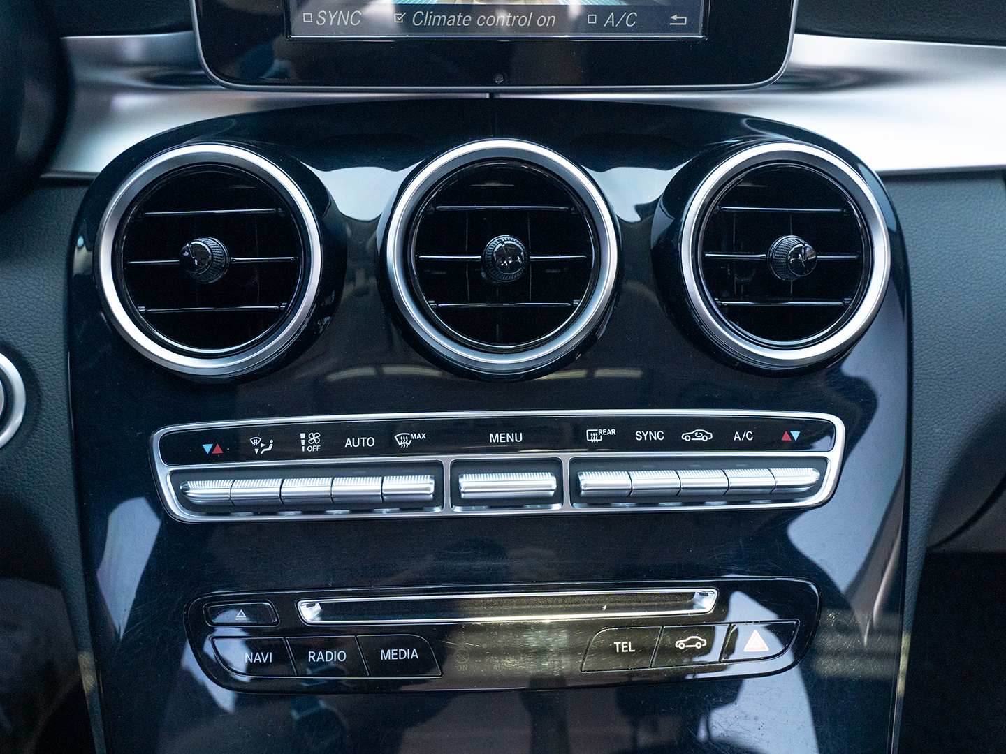 MERCEDES-BENZ C200-gal_13