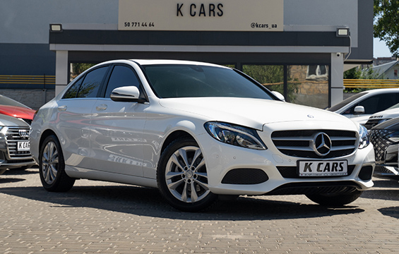 Mercedes-Benz C200