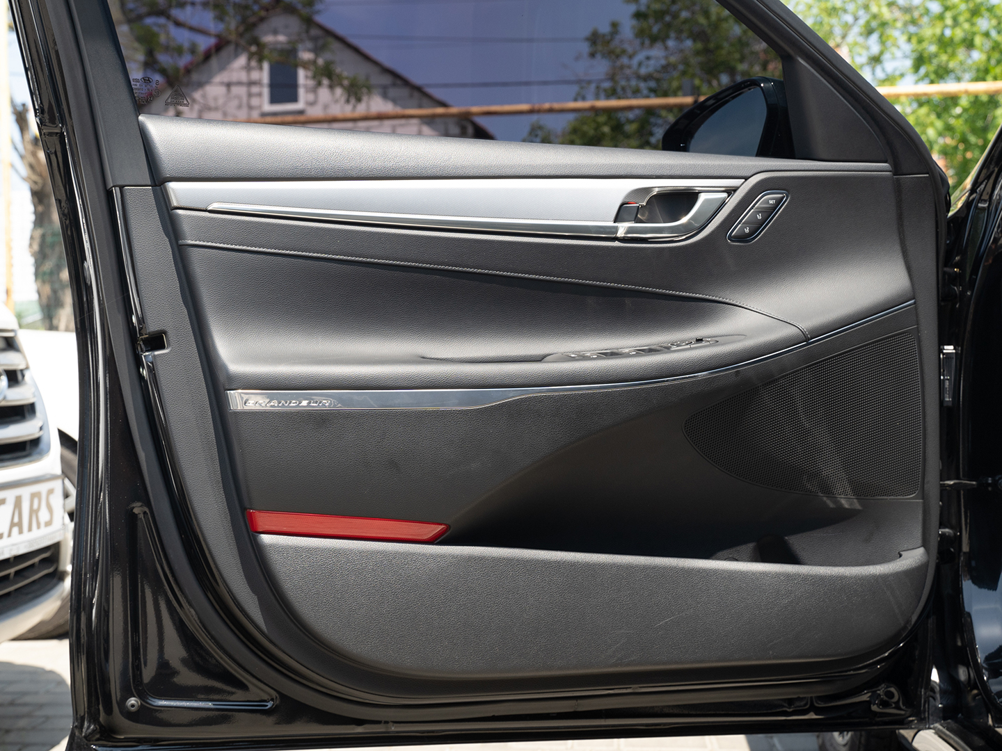 Hyundai Grandeur-gal_11