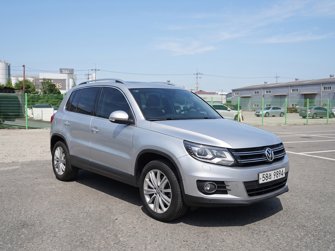 Volkswagen Tiguan-gal_1