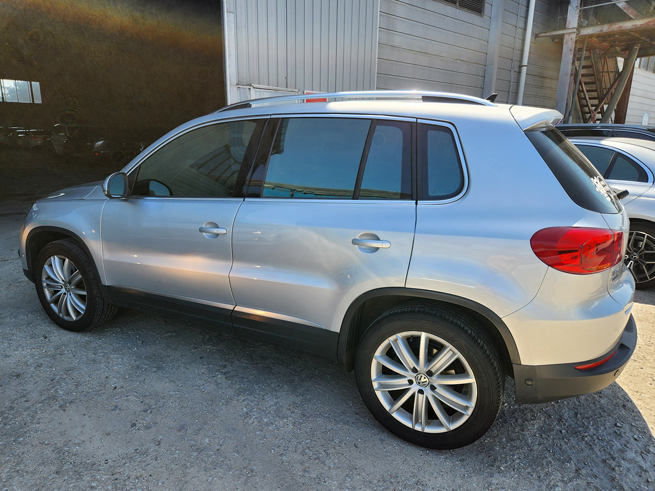 Volkswagen Tiguan-gal_2