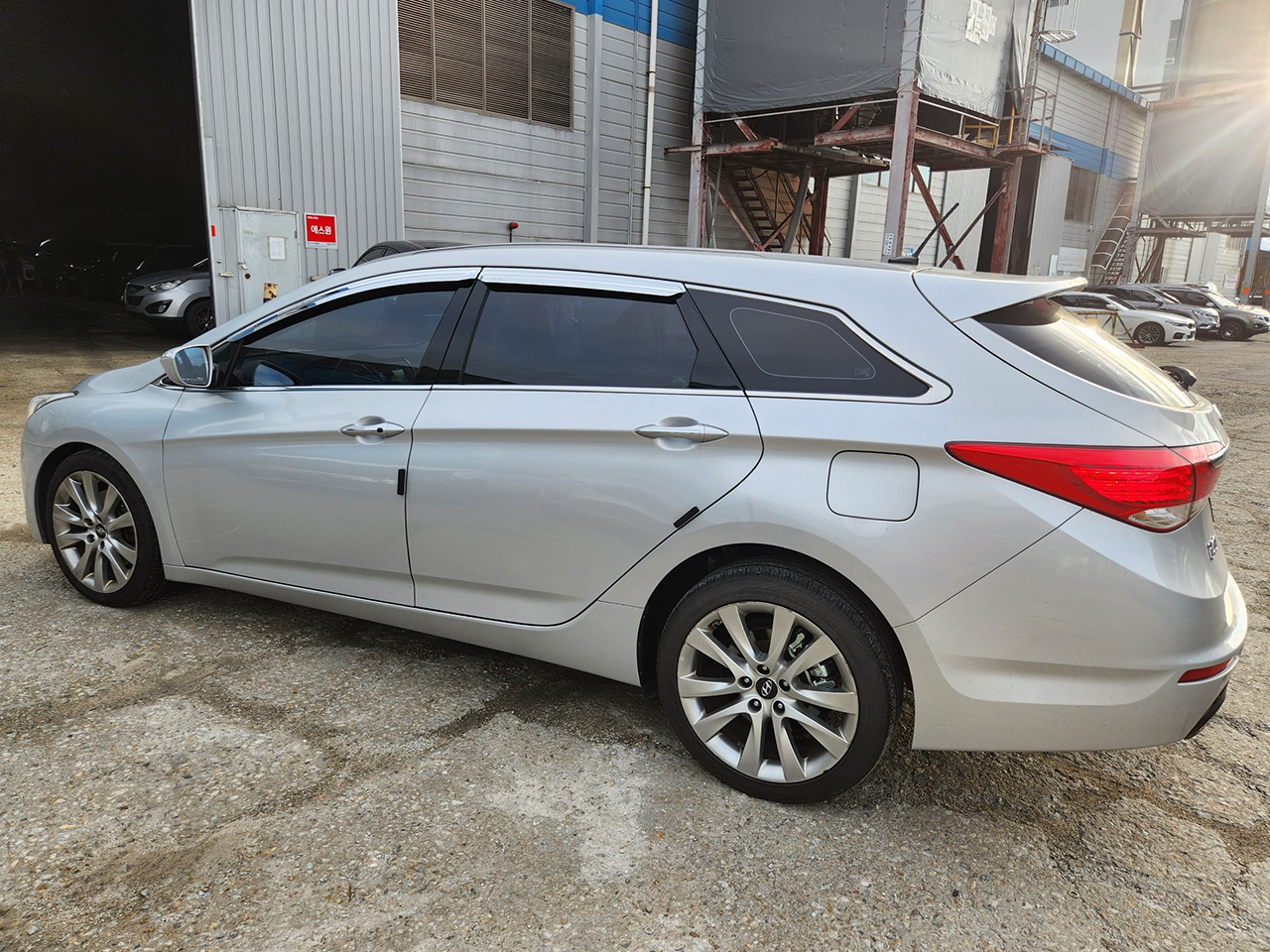 Hyundai i40-gal_2
