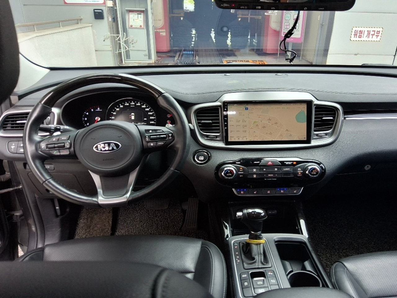 Kia Sorento-gal_3
