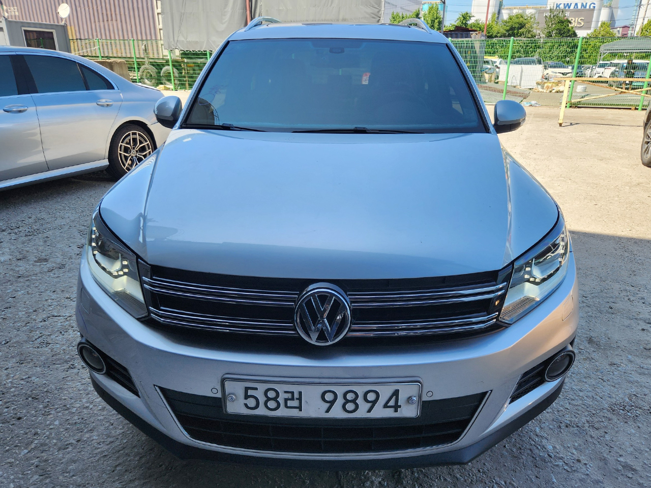 Volkswagen Tiguan-gal_3