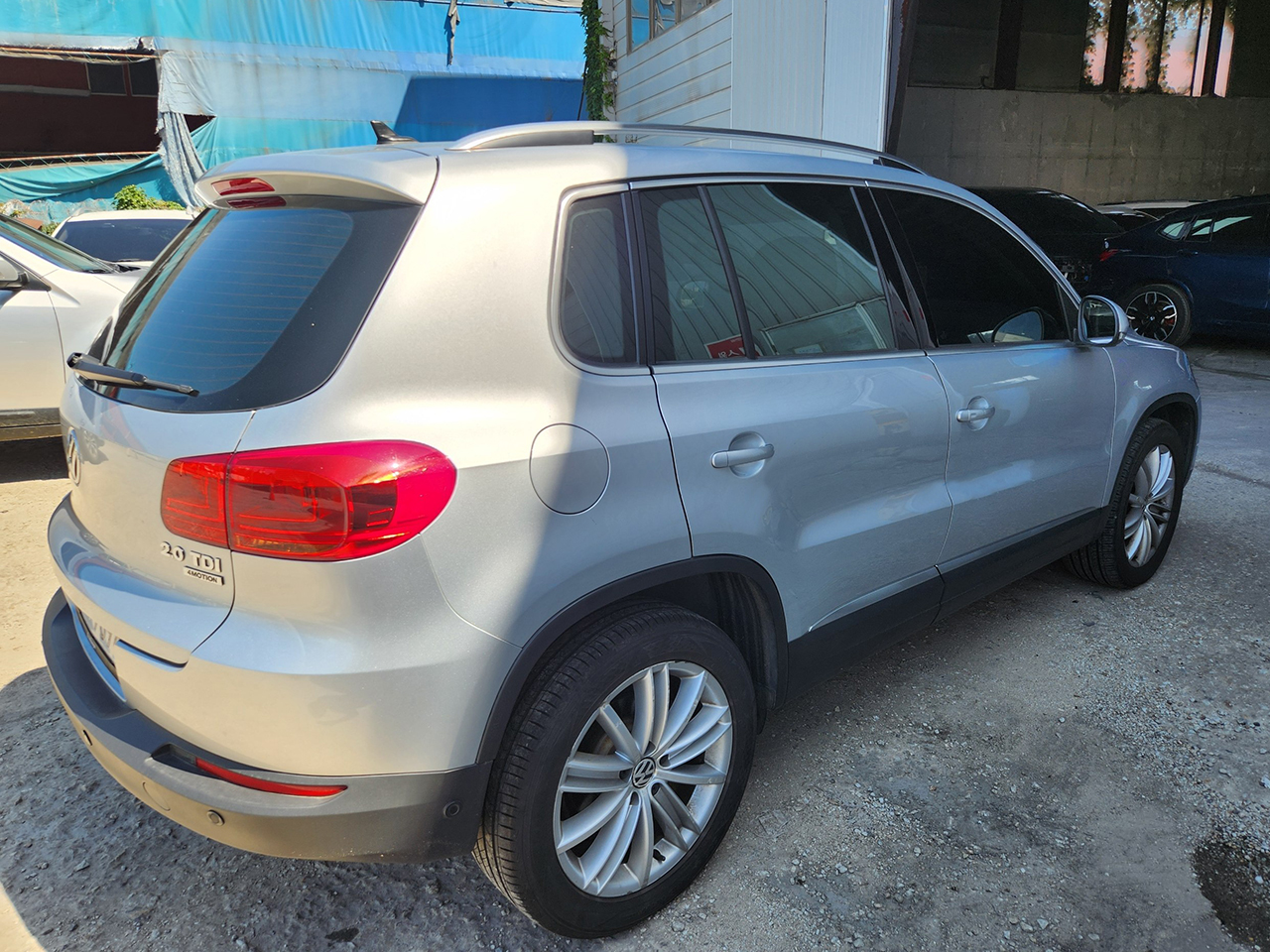Volkswagen Tiguan-gal_4