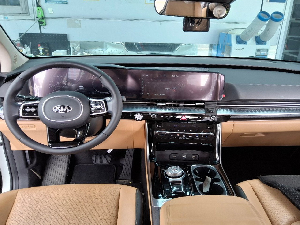 Kia Carnival-gal_7