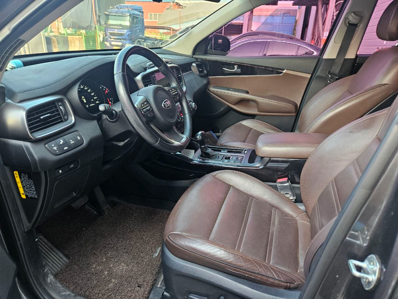 Kia Sorento-gal_8