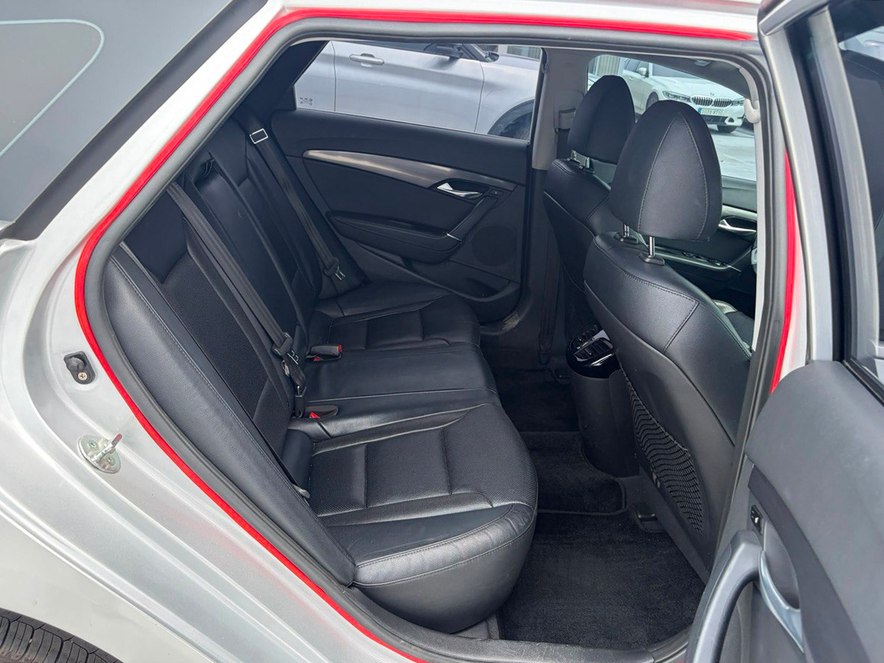 Hyundai i40-gal_9