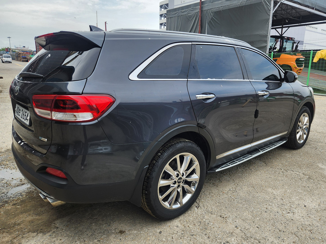 Kia Sorento-gal_13