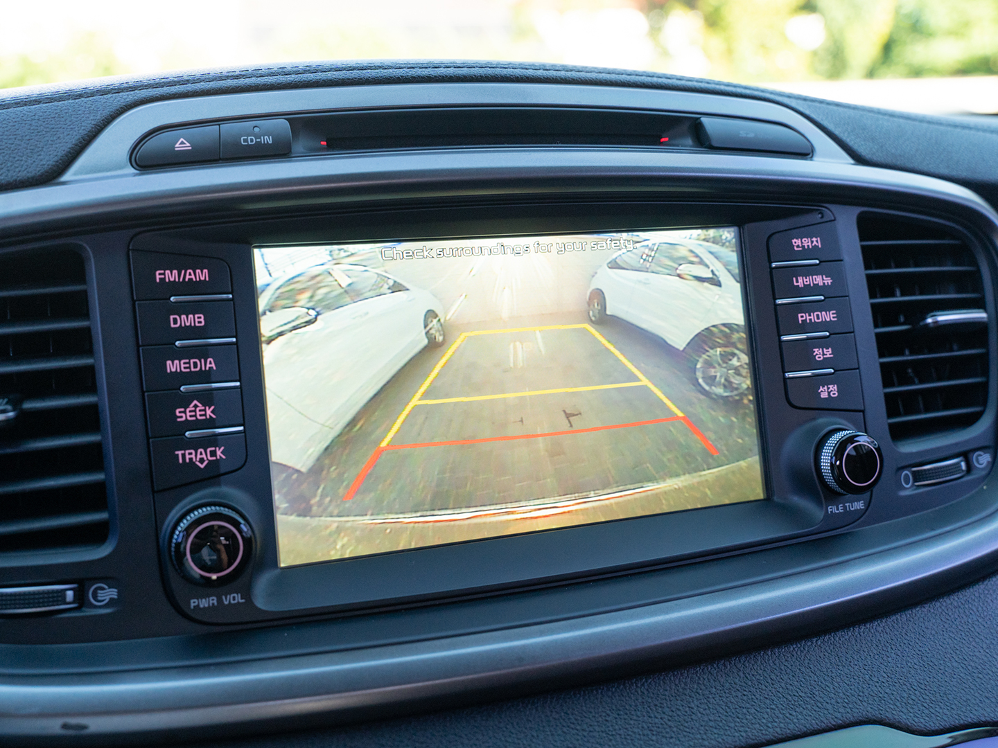 KIA-sorento-2016-gal_14