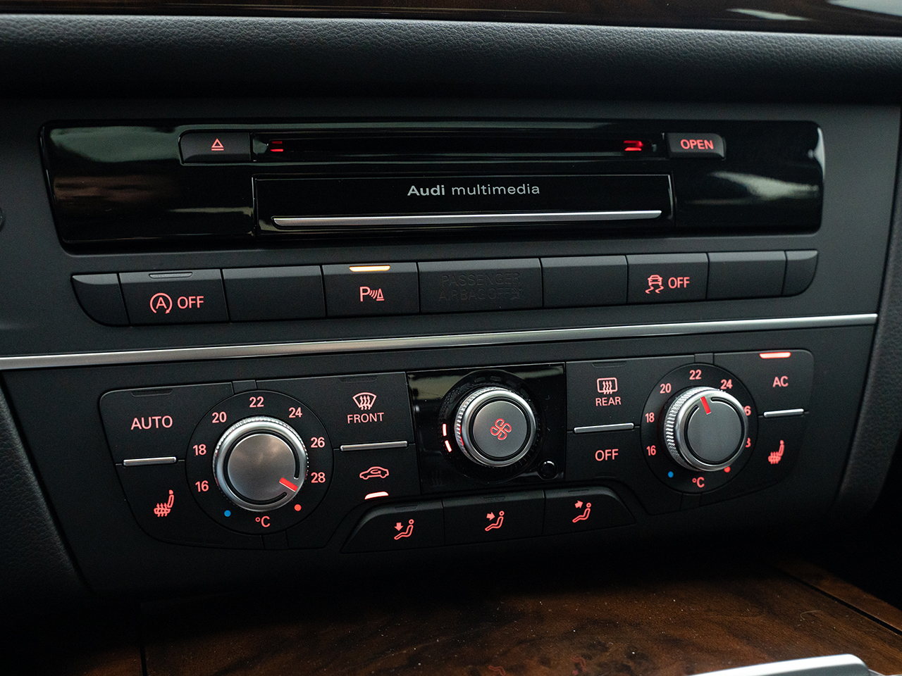 AUDI A6 2013-gal_15